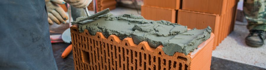 Теплая смесь для кладки керамических блоков: особенности и преимущества